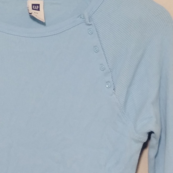 Gap Modern Long Sleeve  T-Shirt - Picture 3 of 4